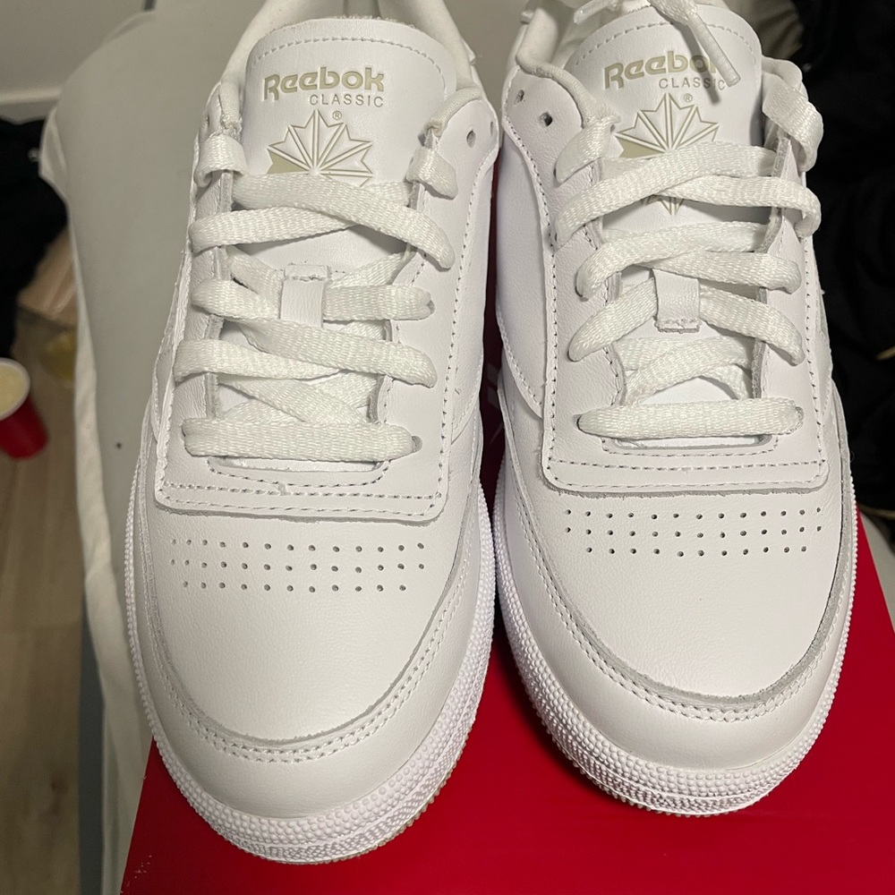 Reebok woman White Sneakers